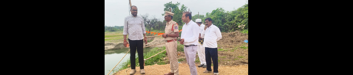 Inspection of arrangements for Ganesh immersion at Godumakunta